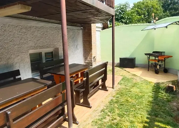 U Boží Hory. Prázdninový dům